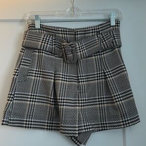 Zara Brown, beige, yellow Checkered High Waist Shorts
